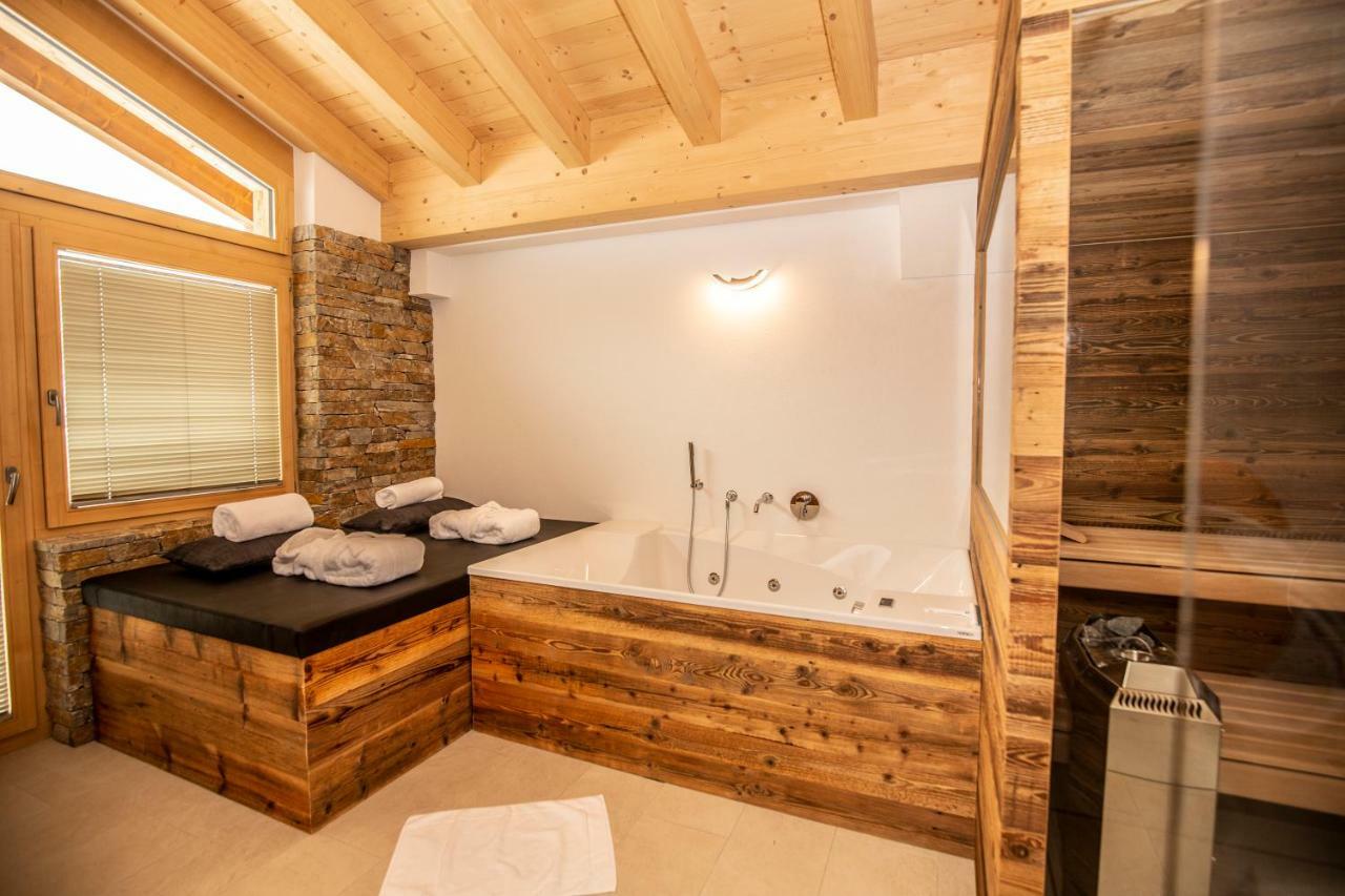 Palace Luxury Wellness Apartment And Boutique Hotel Ski-In-Out Saas-Fee Exterior foto